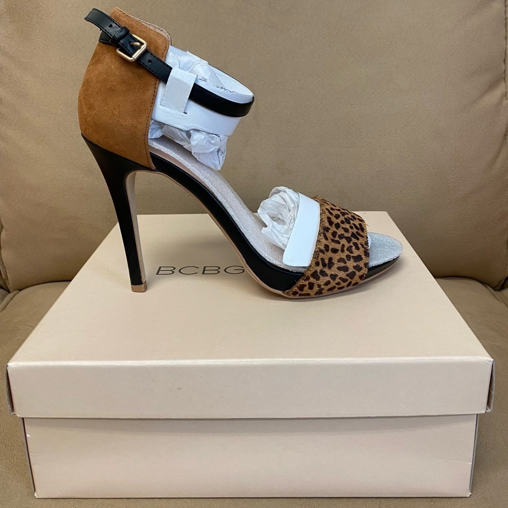 BNIB bCBGeneration sheila tan/Brown/Black calf hair heeled sandal sz 8.5